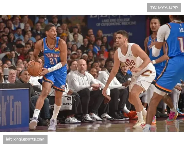 雷霆骑士比赛,篮球数据分析技术应用与传统教练智慧融合机制 雷霆骑士比赛,篮球数据分析技术应用与传统教练智慧融合机制